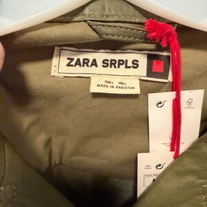 Zara Men's olive leather short sleeve
Jacket size L